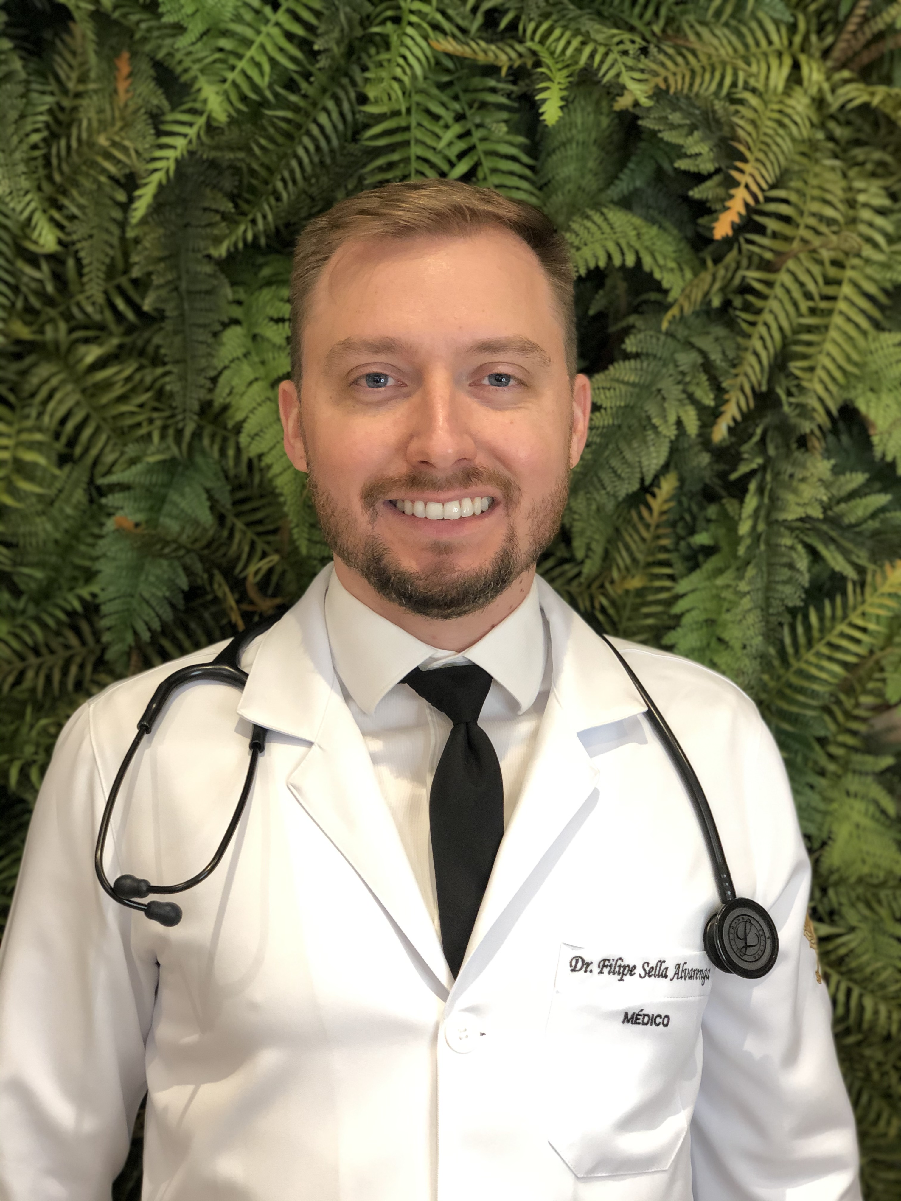 Dr. Filipe Sella de Alvarenga